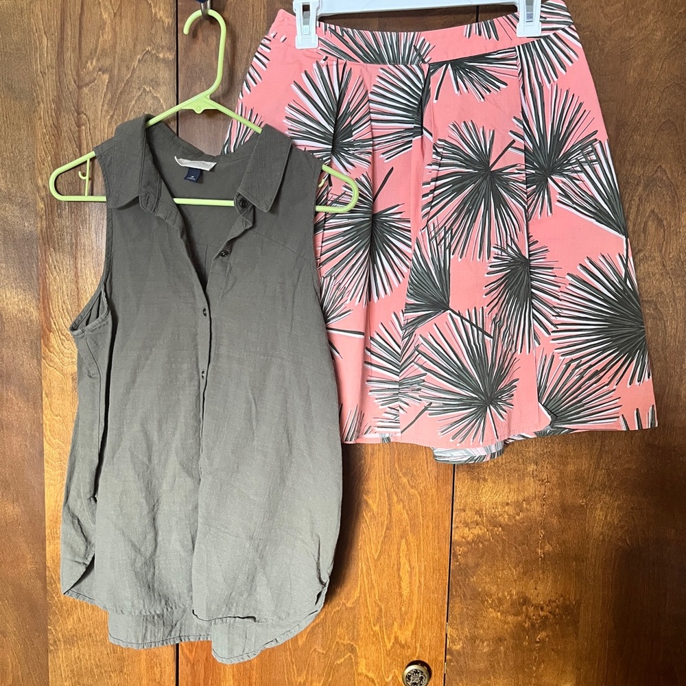 Universal Thread Pink and Hunter Green Skirt Set
